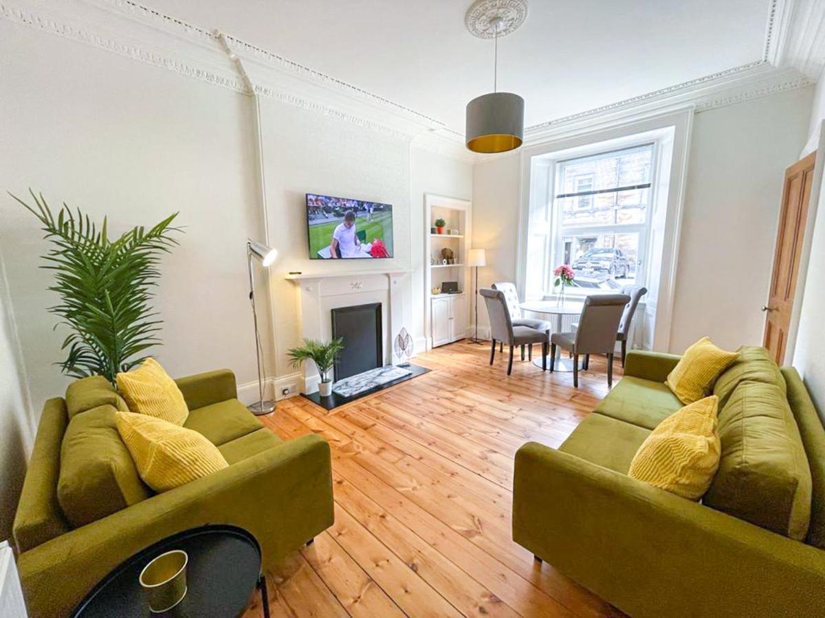 Desirable 2 Bed Apt Near Edinburgh Castleアパートメント エクステリア 写真