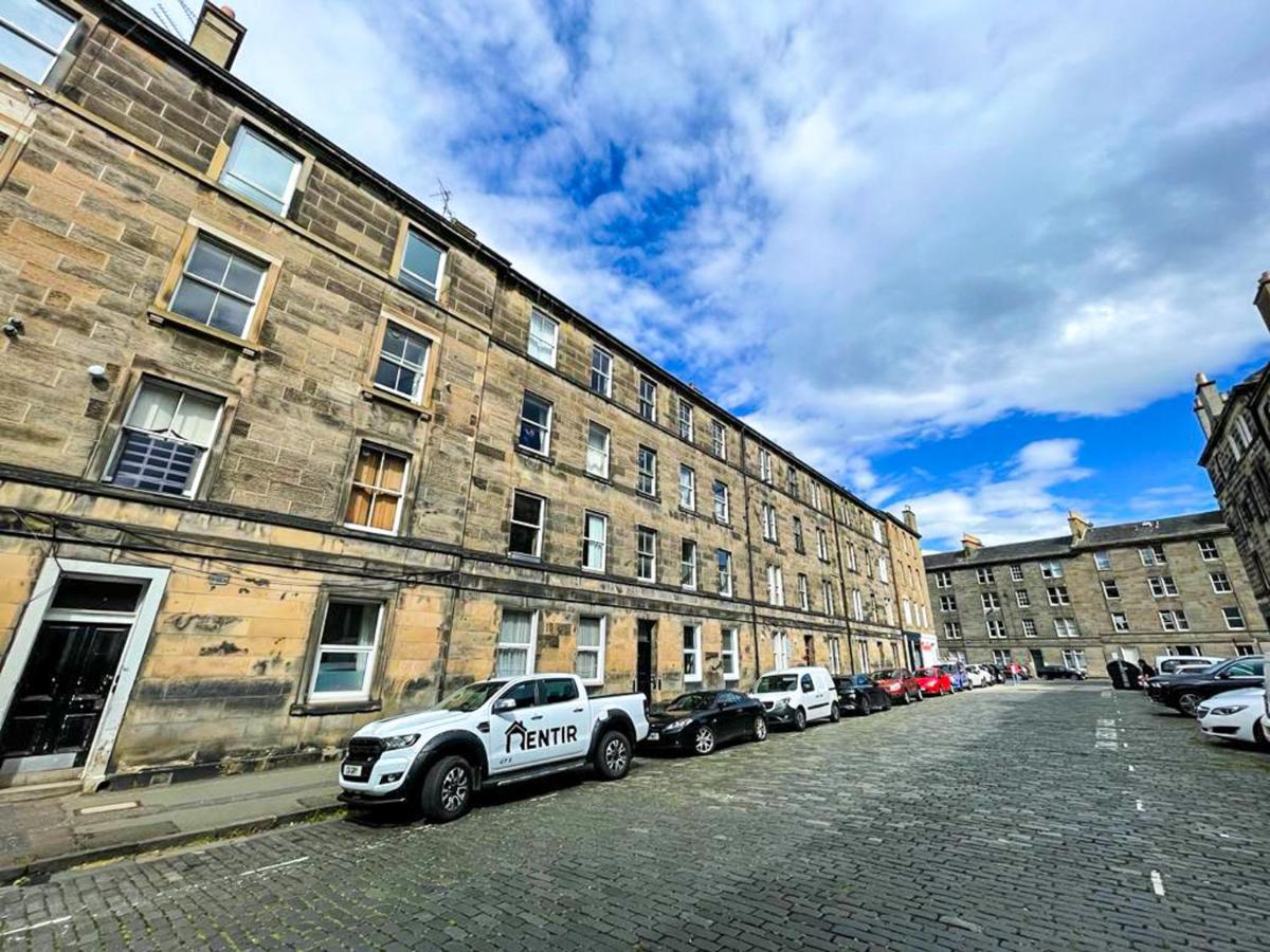 Desirable 2 Bed Apt Near Edinburgh Castleアパートメント エクステリア 写真