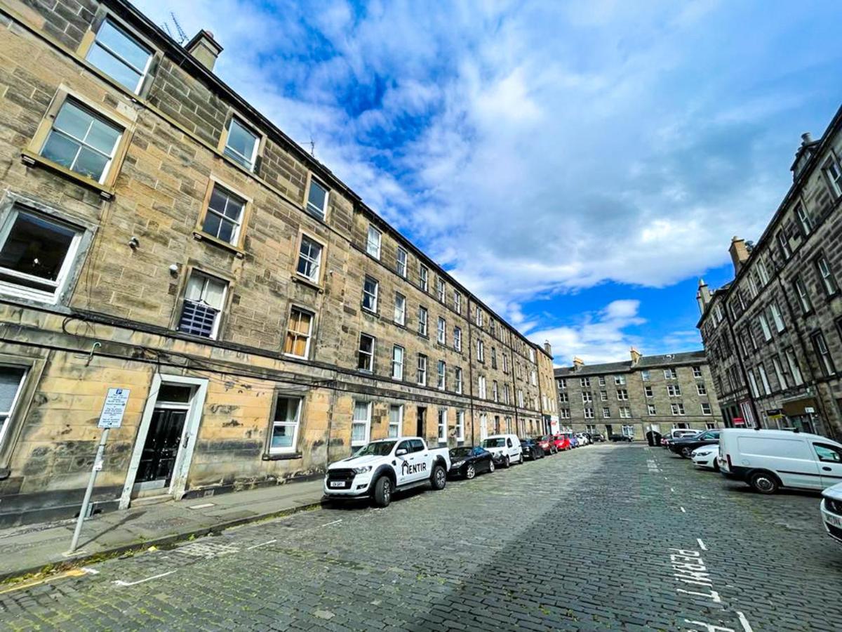 Desirable 2 Bed Apt Near Edinburgh Castleアパートメント エクステリア 写真